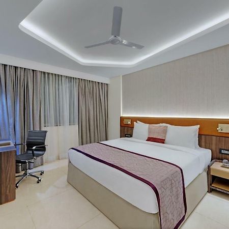 The Fern Residency Karad Hotel Exterior photo